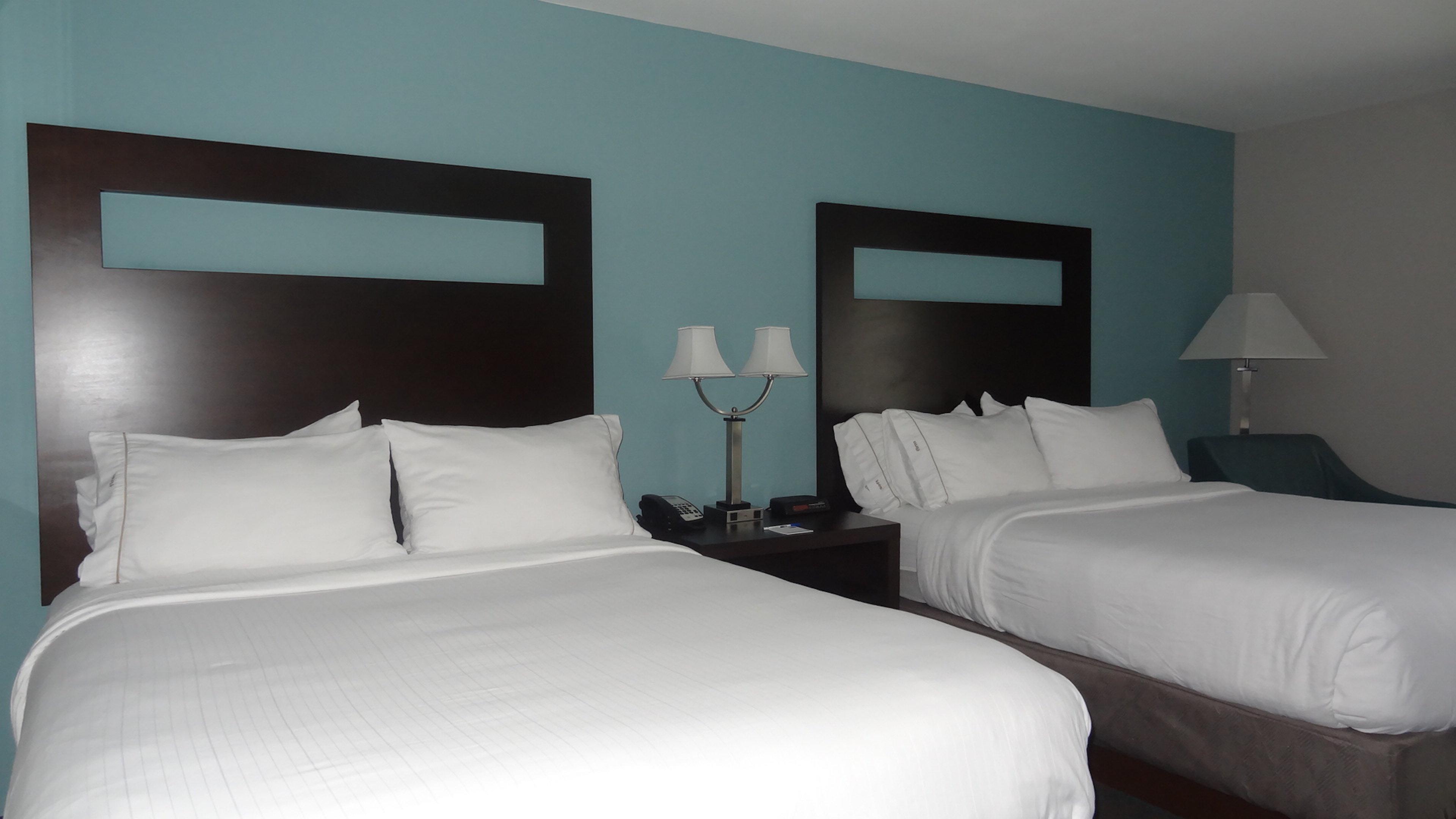 Holiday Inn Express Hotel Kansas City - Bonner Springs By Ihg Zewnętrze zdjęcie