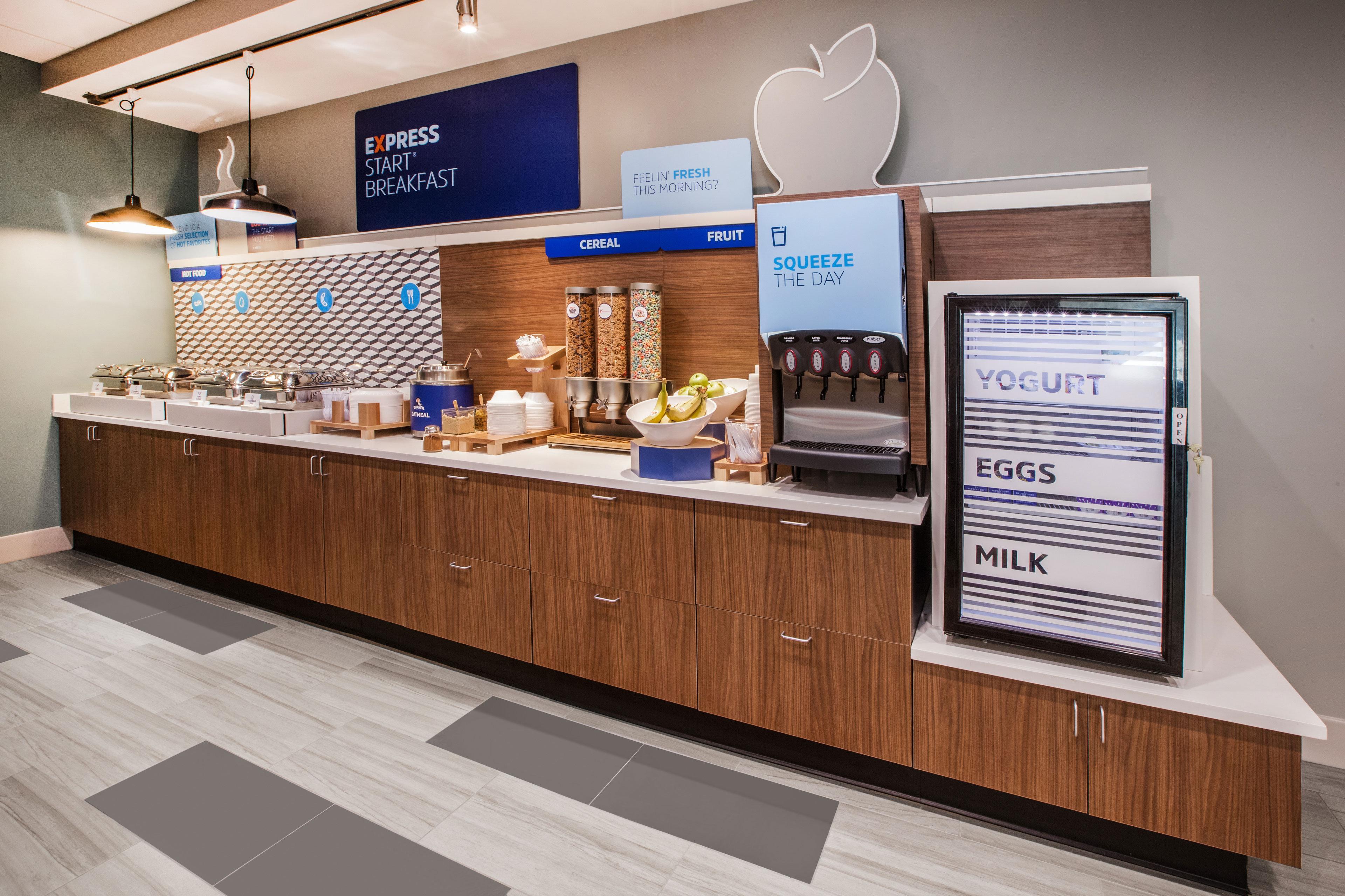Holiday Inn Express Hotel Kansas City - Bonner Springs By Ihg Zewnętrze zdjęcie