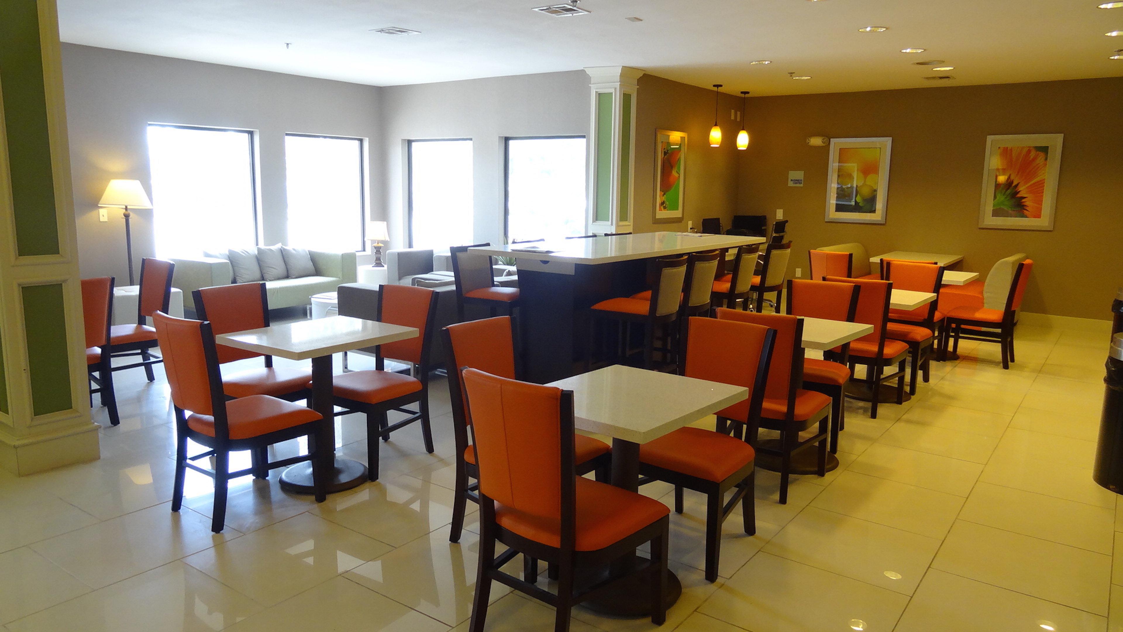 Holiday Inn Express Hotel Kansas City - Bonner Springs By Ihg Zewnętrze zdjęcie